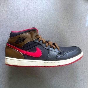 Air Jordan 1 Phat Light Olive